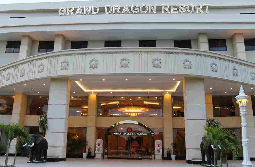 Grand Dragon Resorts - Tòa kiến trúc lộng lẫy chứa đựng nhiều tiện ích 